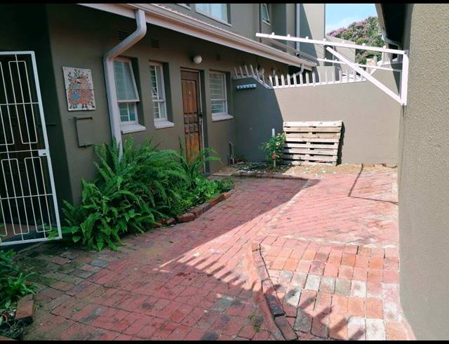3 BEDROOM TOWNHOUSE FOR SALE IN SASOLBURG CENTRAL